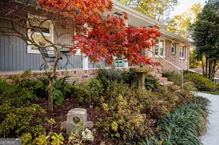 1291 Mary Dale Dr SW, Lilburn, GA 30047 - Photo 5