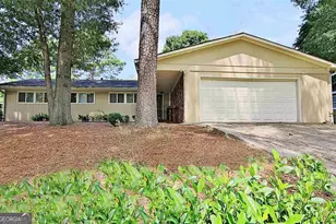 118 Scatterfoot Dr, Peachtree City, GA 30269 - Photo 1
