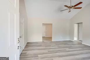 14 Lyla Ln, Canon, GA 30520 - Photo 9