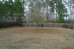 358 Southgate Dr, Locust Grove, GA 30248 - Photo 13