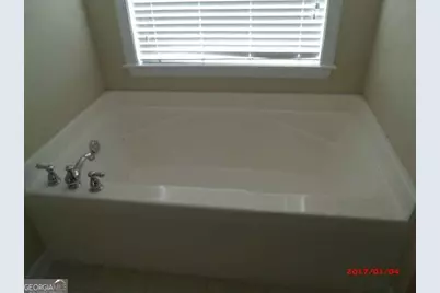 358 Southgate Drive, Locust Grove, GA 30248 - Photo 7