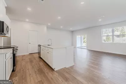 7325 Mulberry Trace Lane, Flowery Branch, GA 30542 - Photo 9