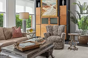 221 W Jefferson St, Madison, GA 30650 - Photo 9