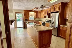 183 Busbin Rd, Fayetteville, GA 30215 - Photo 5