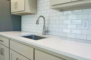 105 Gardenia Ln, Lagrange, GA 30240 - Photo 7