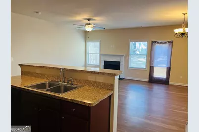 233 Bobbie Way, Woodstock, GA 30189 - Photo 3