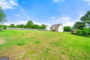 304 Kodiak Rd, Carrollton, GA 30117 - Photo 5