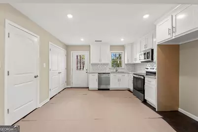 150 Royal Court, Athens, GA 30601 - Photo 5