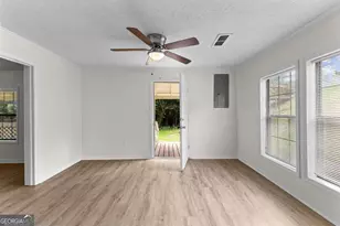 217 Jefferson St, Lagrange, GA 30240 - Photo 5