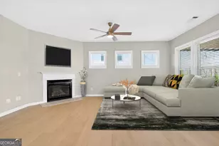 352 Elkins Pl, Peachtree City, GA 30269 - Photo 11