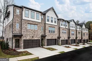 374 Sunset Hollow St, Sugar Hill, GA 30518 - Photo 17