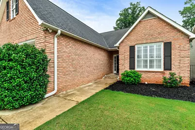 425 Fairway Court, Newnan, GA 30265 - Photo 3