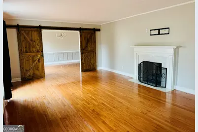 110 Pine Street, Barnesville, GA 30204 - Photo 9