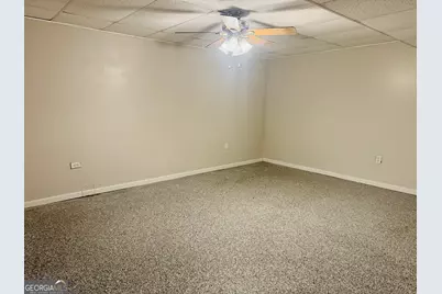 110 Pine Street, Barnesville, GA 30204 - Photo 31