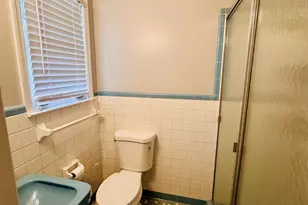 110 Pine St, Barnesville, GA 30204 - Photo 25