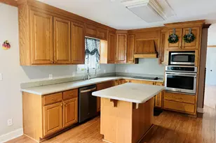 110 Pine St, Barnesville, GA 30204 - Photo 3