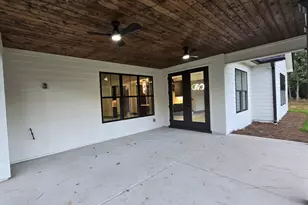 2043 Fischer Rd, Sharpsburg, GA 30277 - Photo 25