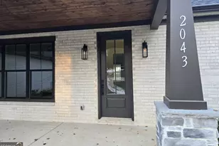 2043 Fischer Rd, Sharpsburg, GA 30277 - Photo 5