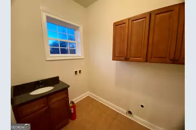 5859 Wedgewood Manor, College Park, GA 30349 - Photo 7