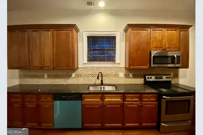 5859 Wedgewood Manor, College Park, GA 30349 - Photo 3