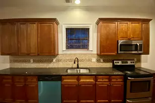 5859 Wedgewood Manor, College Park, GA 30349 - Photo 3