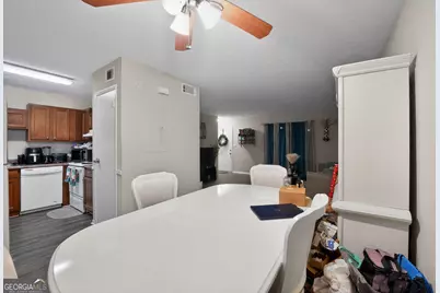 1094 Eastview Circle NE, Conyers, GA 30012 - Photo 5