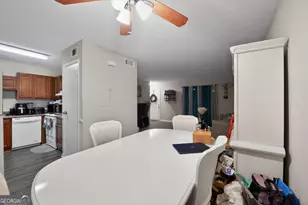 1094 Eastview Cir NE, Conyers, GA 30012 - Photo 5