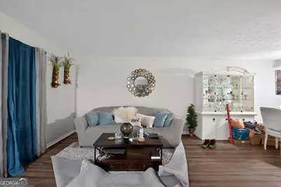 1094 Eastview Circle NE, Conyers, GA 30012 - Photo 13