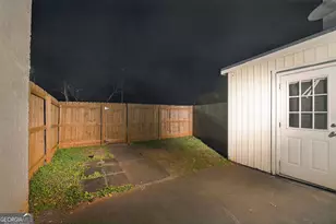 1094 Eastview Cir NE, Conyers, GA 30012 - Photo 25