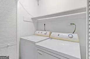 401 N Cromwell Rd, Savannah, GA 31410 - Photo 15