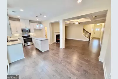 215 Auburn Valley Way, Auburn, GA 30011 - Photo 5