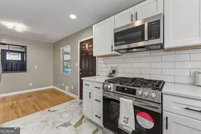 649 Brookwood Drive, Forest Park, GA 30297 - Photo 9