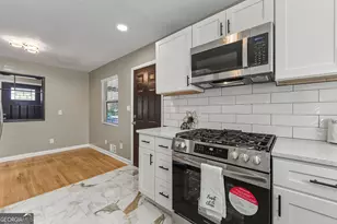 649 Brookwood Dr, Forest Park, GA 30297 - Photo 9