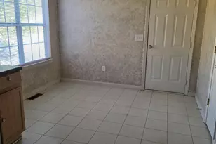 1411 Diamond Keys, Stone Mountain, GA 30088 - Photo 5