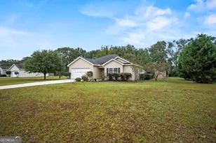 152 Sandalwood Cir, Statesboro, GA 30458 - Photo 1