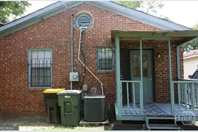 708 E 32nd Street, Savannah, GA 31401 - Photo 15