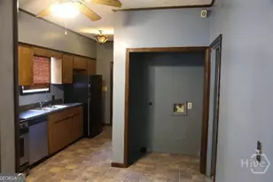 708 E 32nd St, Savannah, GA 31401 - Photo 11