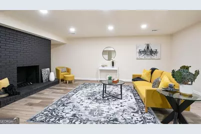 300 Saddle Creek Lane, Roswell, GA 30076 - Photo 7