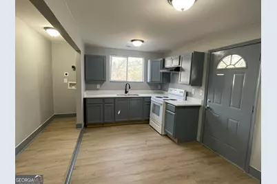 136 Fourth Street, Griffin, GA 30223 - Photo 3