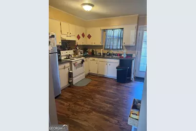 1015 E 8th Avenue, Cordele, GA 31015 - Photo 3