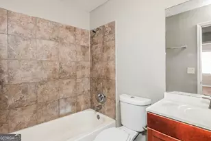 908 Saybrook Cir NW, Lilburn, GA 30047 - Photo 9