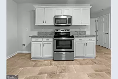 5806 Waggoner Court, Rex, GA 30273 - Photo 11