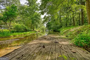 222 W River Bend Dr, Eatonton, GA 31024 - Photo 11