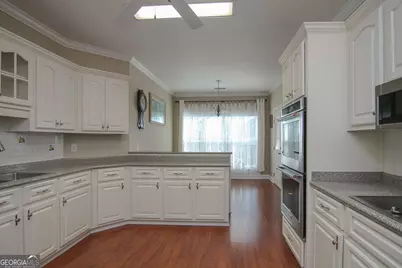 706 Victoria Circle, Warner Robins, GA 31088 - Photo 9