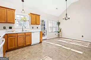 155 Pecan Ridge Dr, Fayetteville, GA 30215 - Photo 5