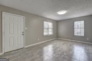 738 Dunaire Way, Jonesboro, GA 30238 - Photo 11