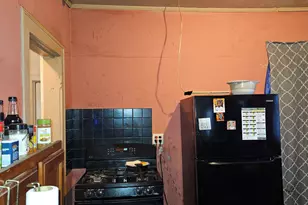 645 E 40th St, Savannah, GA 31401 - Photo 23