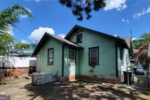 645 E 40th St, Savannah, GA 31401 - Photo 7