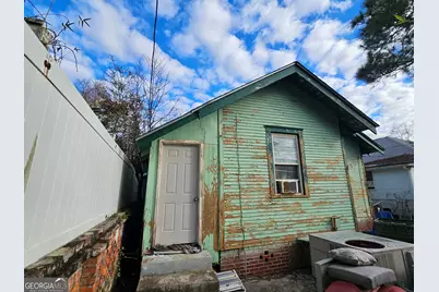 645 E 40th Street, Savannah, GA 31401 - Photo 5