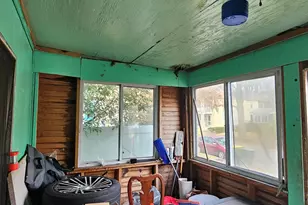 645 E 40th St, Savannah, GA 31401 - Photo 11